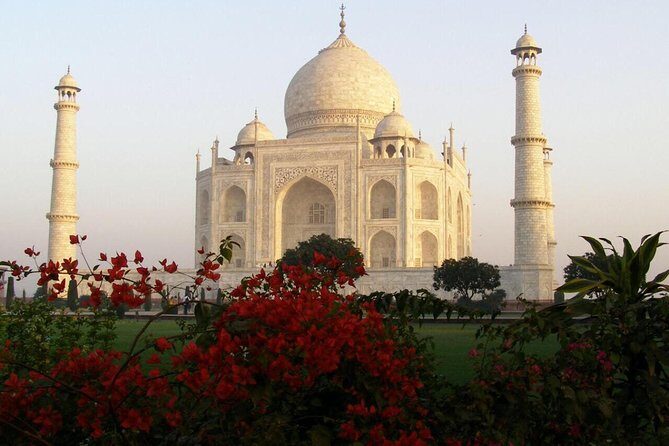 Private Taj Mahal & Agra Fort and Baby Taj from Delhi by Car - Lunch at a 5-Star Hotel