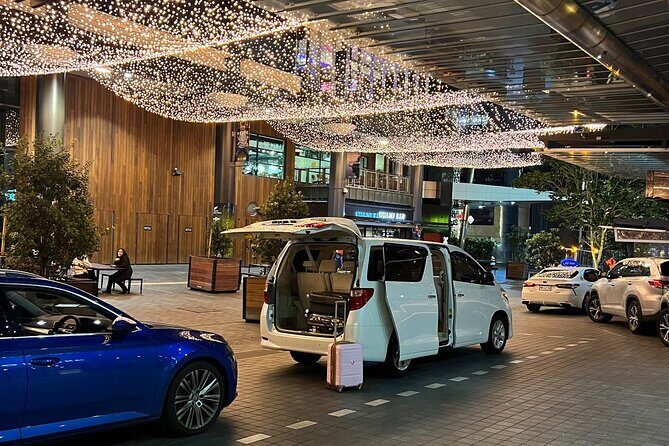 Private Transfer From Auckland Airport Oaks To Auckland City - What travelers can expect at each step