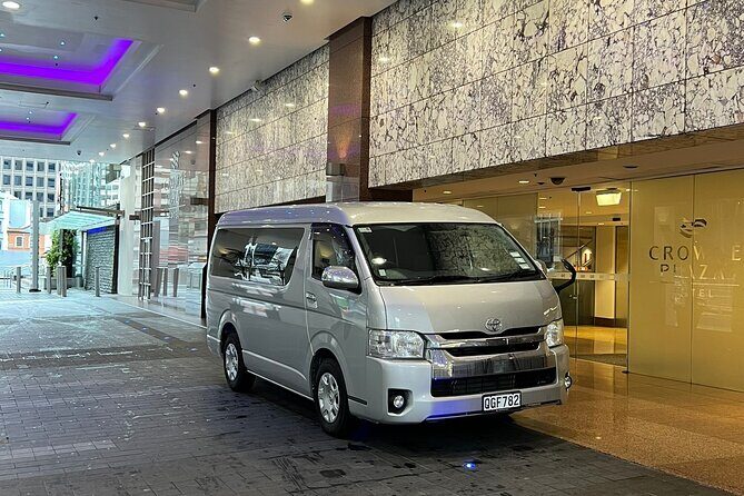 Private Transfer From Auckland Airport To Omaha And Snells Beach - The Sum Up