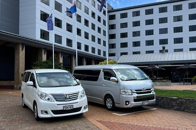 Private Transfer From Auckland Airport To Piha Beach - The Route and Scenic Value