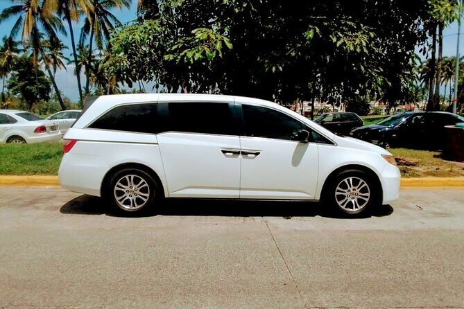 Private Transfer from Perth City Hotels to Fremantle Cruise Port - The Details of the Experience
