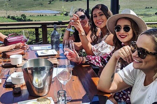 Private Wine Tasting Tour in Mornington Peninsula with Lunch - The Sum Up