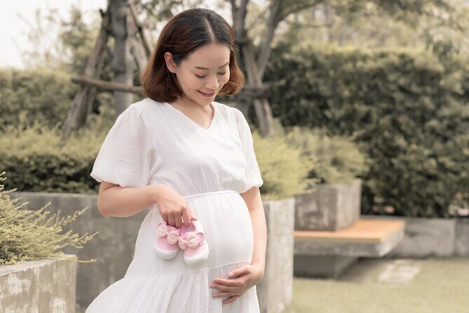 Professional Maternity Photoshoot in Melbourne - Why This Photoshoot Works Best for You