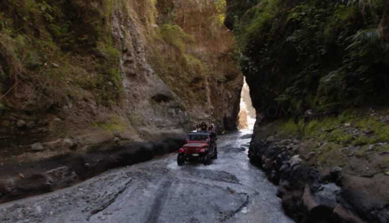 PUNING HOT SPIRNG DAY TOUR FROM MANILA - The Short Hike & Hot Spring Station