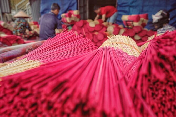 Quang Phu Cau Incense, Conical Hat, Lacquer Traditional Village - FAQ