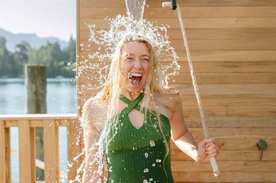 Queenstown: Floating Sauna Experience on Lake Whakatipu - The Itinerary and Experience Breakdown