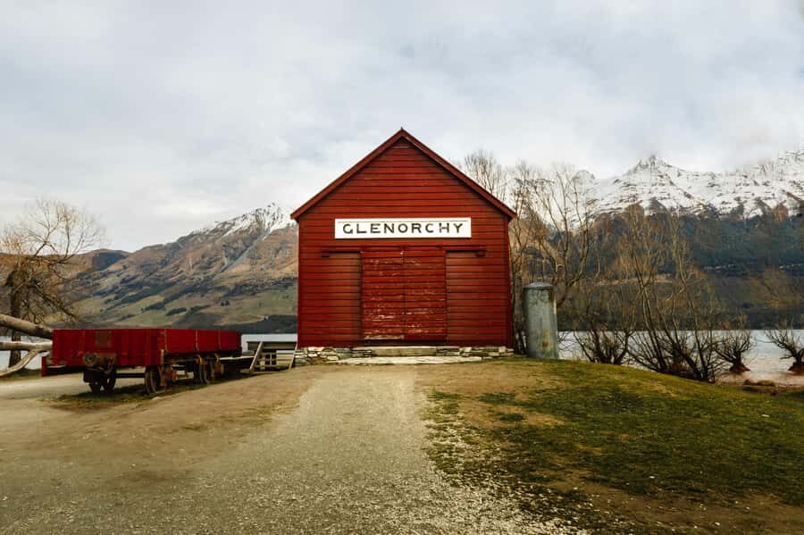 Queenstown: Glenorchy, Arrowtown, & Crown Range Tour - Exploring Glenorchy