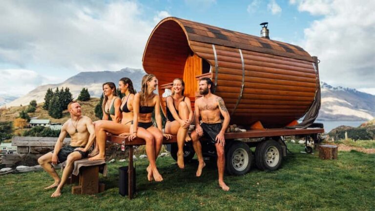 Queenstown: Riverside Sauna and Cold Plunge Experience - What is the Queenstown Riverside Sauna and Cold Plunge Experience?