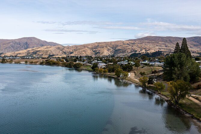 Queenstown to Dunedin with Taieri Gorge Train One-Way Tour - An In-Depth Look at the Itinerary