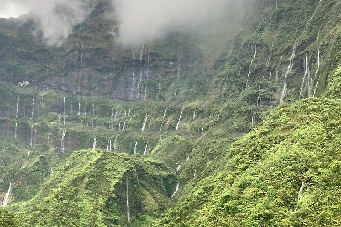 Rental of an Electric Mountain Bike on the Tahiti Peninsula - Who Will Love This?