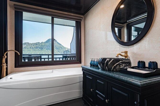 RITA Cruise 5* Lan H-Cat Ba 3 days 2 nights with 2 ways transfer - A Fully Detailed Look at the Tour