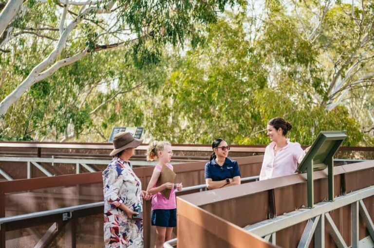 Roma: A Day and Night at The Big Rig - The Evening Show: A Glimpse of Outback Life
