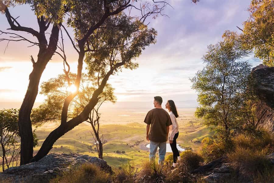 Roma: Lost World Carnarvons and Wallaroo Day Tour - An Introduction to the Outback Adventure