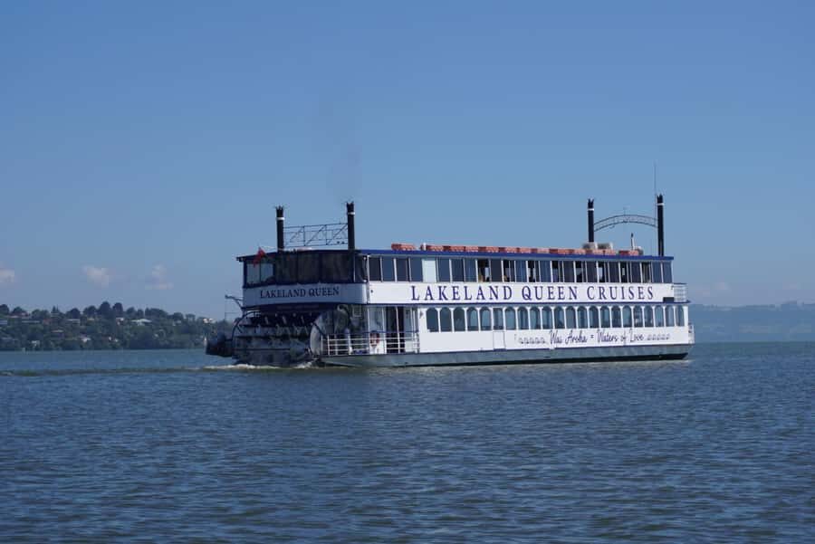 Rotorua: Lake Rotorua Cruise with Buffet Dining Option - Who Should Consider This Experience?