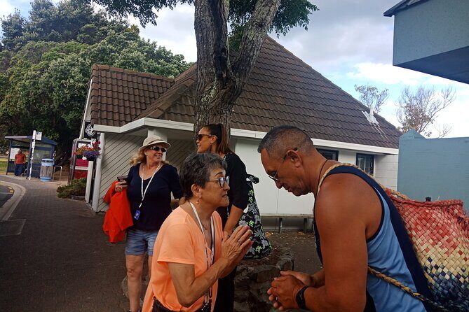 Rotorua via Kiwi/lakes country & a visit to iconic Whakarewarewa - What to Expect and Why It Matters