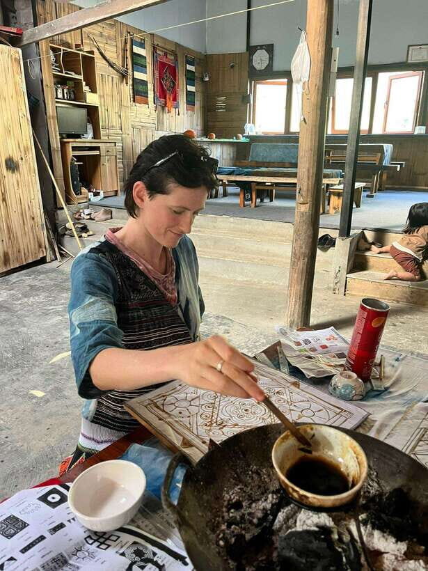 Sapa Hmong Batik Handicraft Workshop Private Tour - What’s It Like Step-by-Step?