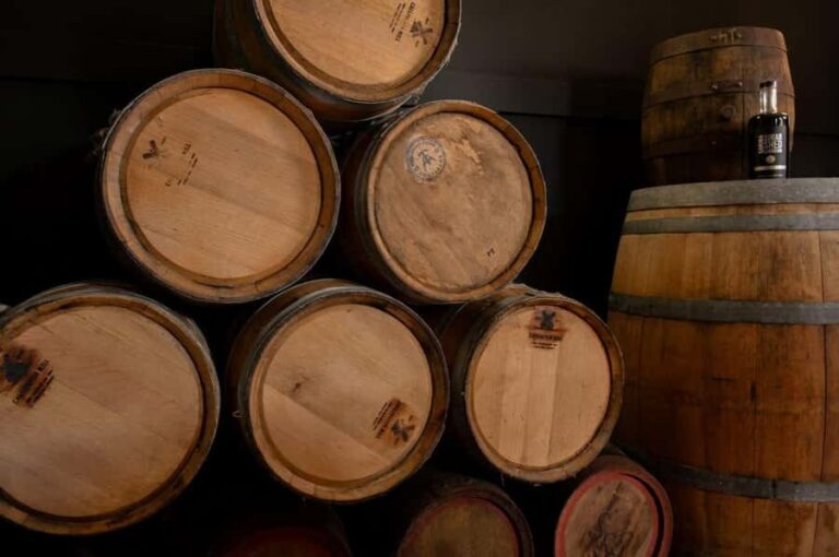 Sarina: Rum Distillery Guided Tour and Tasting 30 mins - What You Can Expect from the Tour