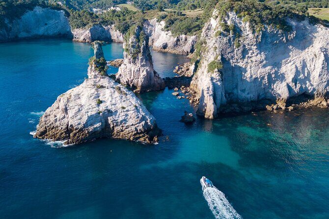 Sea Cave Adventures in the Coromandel - Who Should Consider This Tour?
