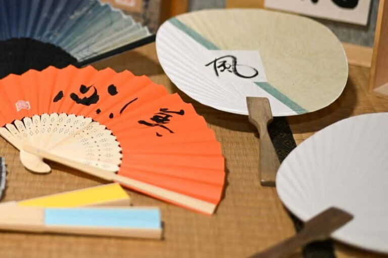 Sekigahara: Calligraphy Workshop with Uchiwa or Sensu - The Practicalities