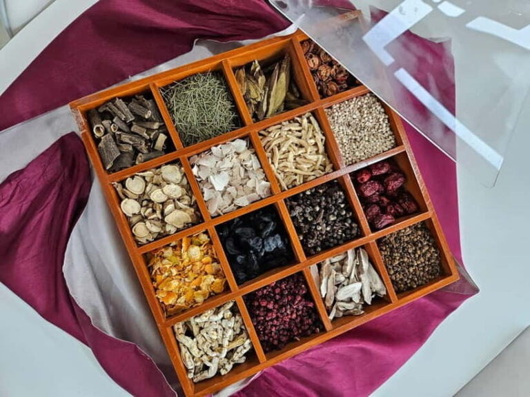 Seoul: Herbal Tea Class & Korean Medicine Tour - Why This Tour Works for Travelers