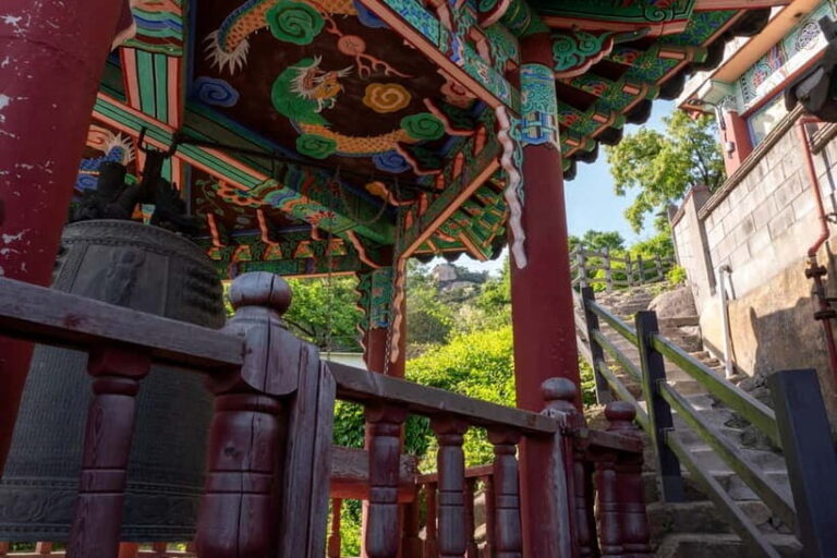 Seoul: Inwangsan mountain Exhuma tour(Feng Shui) - The Cultural and Educational Value