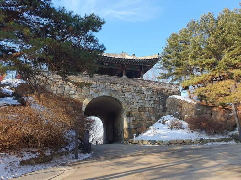 Seoul: Royal Tombs & Namhansanseong Fortress Tour - The Value of the Experience