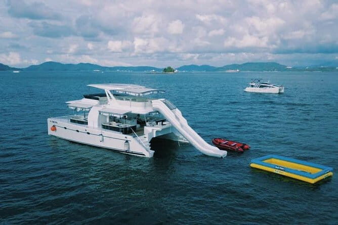 Sepanggar Island Luxury Boat - Value and Practicality