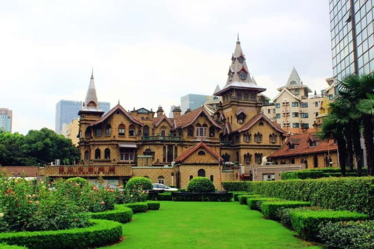 Shanghai: From Colonial Paris to Modern China Guided Tour - Authenticity and Experience: What Travelers Really Say
