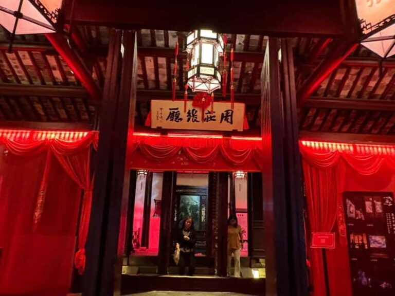 Shanghai: Two-day Zhouzhuang Water Town Advanced Tour - Who Should Consider This Tour?