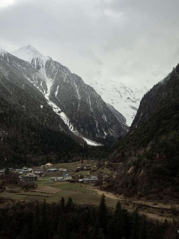 Shangri-La: Meili Snow Mountain and Yubeng Village Trek - What’s Included and What’s Not — Practical Considerations