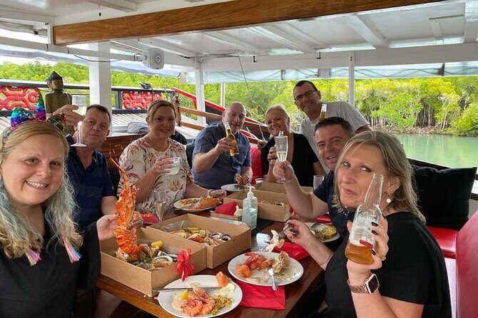 Shaolin Seafood Lunch Sail in Port Douglas - Why This Tour Stands Out