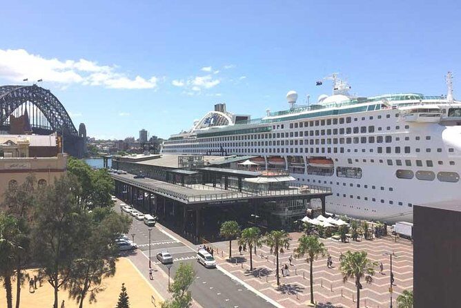 Shuttle Transfer from Sydney Airport to Cruise Ship Terminal at Circular Quay - The Itinerary and What You Can Expect