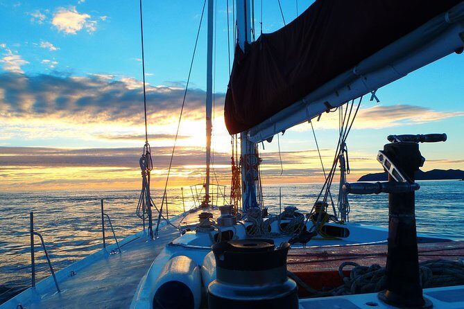 Siska - 2 day 1 Night - Maxi Sailing Tour of the Whitsundays - Day 2: Snorkeling and Secluded Bays