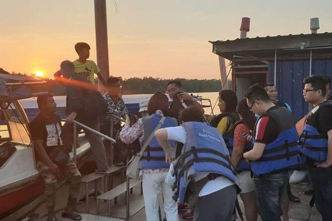 Sky Mirror Experience at Kuala Selangor from Kuala Lumpur - Reviewing the Experience: What Past Travelers Say