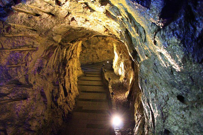 Small group DMZ tour + Seoul Essence {Private and Private-guided-seat-in-coach} - Exploring the Itinerary: What You Can Expect
