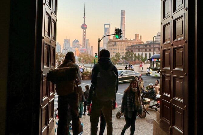 Small-Group Shanghai's Suzhou Creek Walking Exploration - The Value of This Experience