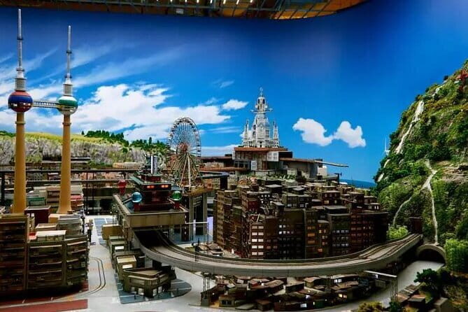 Small Worlds admission ticket in Tokyo - An In-Depth Look at Small Worlds in Tokyo