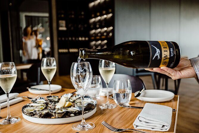 Sparkling Masterclass with Vineyard Tour and 4 Course Lunch - Analyzing the Value
