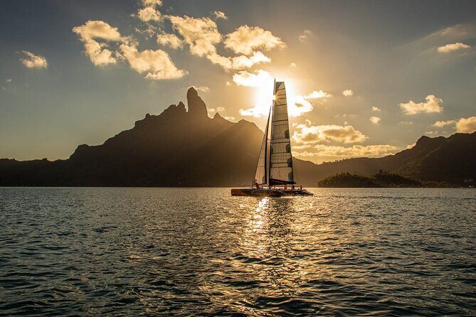 SPORT PRIVATE Catamaran Bora Bora : The Sunset Escape - The Value of This Experience