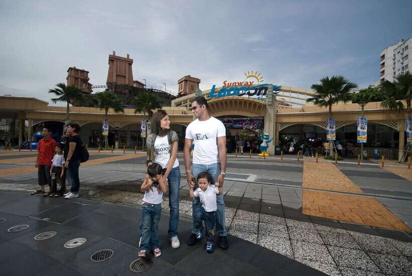 Sunway Lagoon: Ticket with Transfer from Kuala Lumpur - Who This Tour Is Perfect For