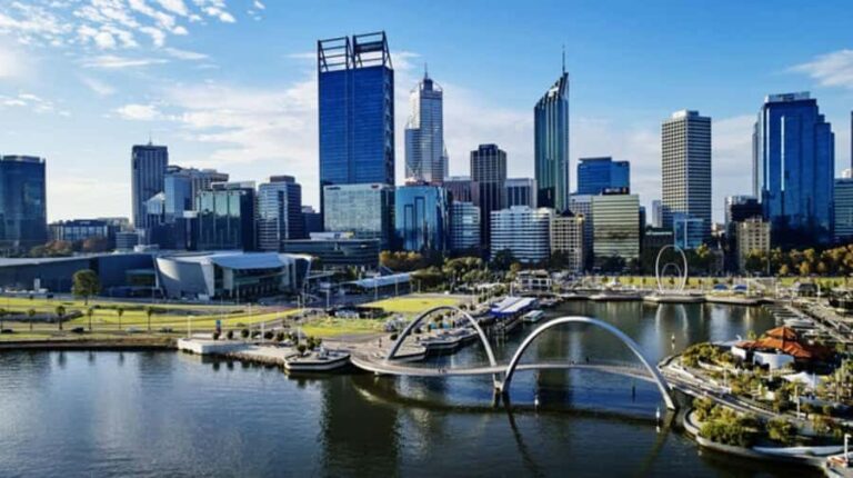 Swan River: Round-Trip Cruise from Perth or Fremantle - The Itinerary: What Makes Each Part Special
