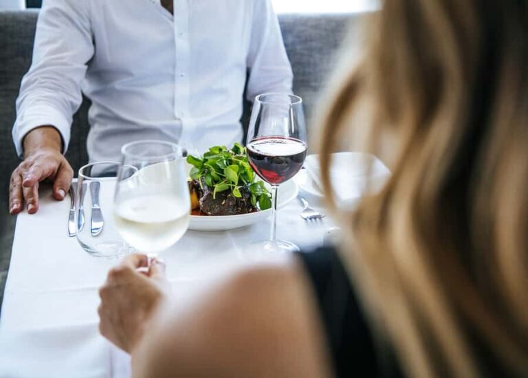Sydney: 3-Course All Inclusive Dinner Harbour Cruise - The Value of the Experience