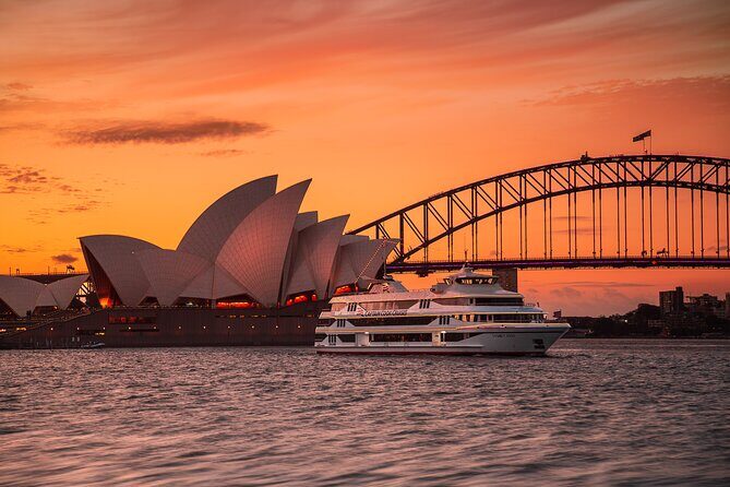 Sydney Harbour Starlight Dinner Cruise from Circular Quay - An Authentic Look at the Cruise Experience