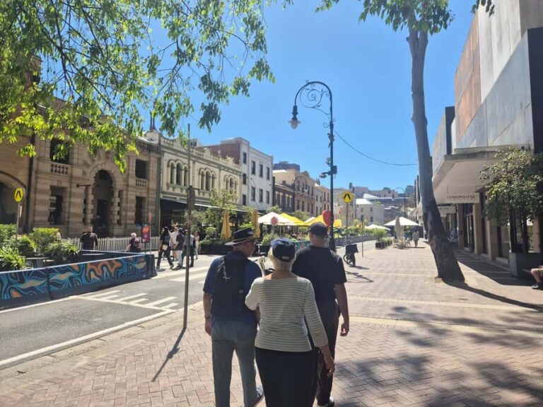 Sydney Highlights Walking Tour: Bridge Rocks House - The Itinerary in Detail