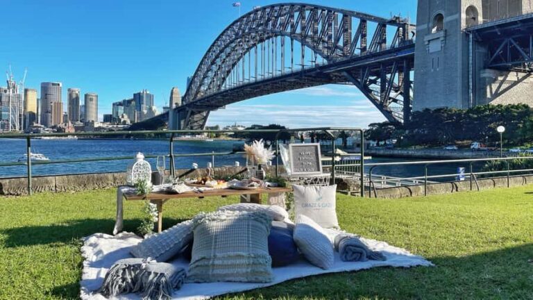Sydney: Luxury Picnic for 2 at Blues Point - What the Reviews Say