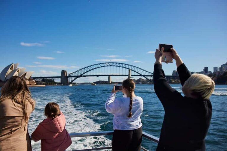 Sydney: Mother's Day Harbour Cruise with Lunch and Drinks - The Itinerary — What to Expect