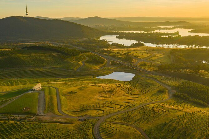 Sydney: PRIVATE Canberra & Southern Highlands Luxe Tour (12h) - The Transport and Service Experience