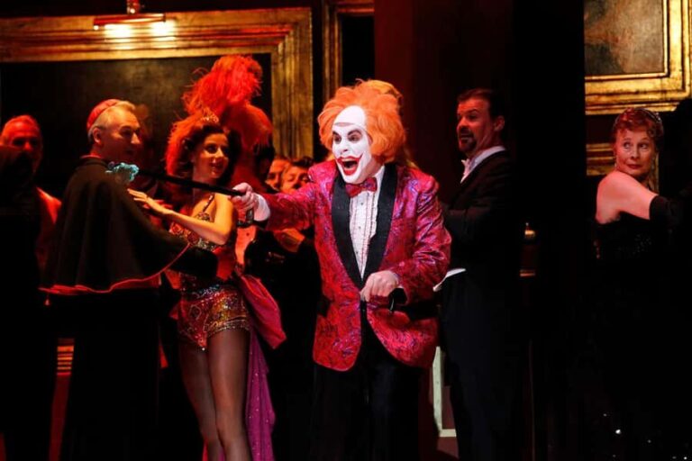 Sydney: Rigoletto at the Sydney Opera House - Who Will Love This Experience?