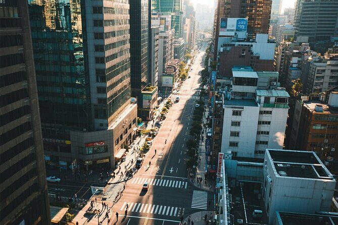 Taiwan Taoyuan airport(TPE) Private Transfer to/from Taipei City - The Route and Service Details