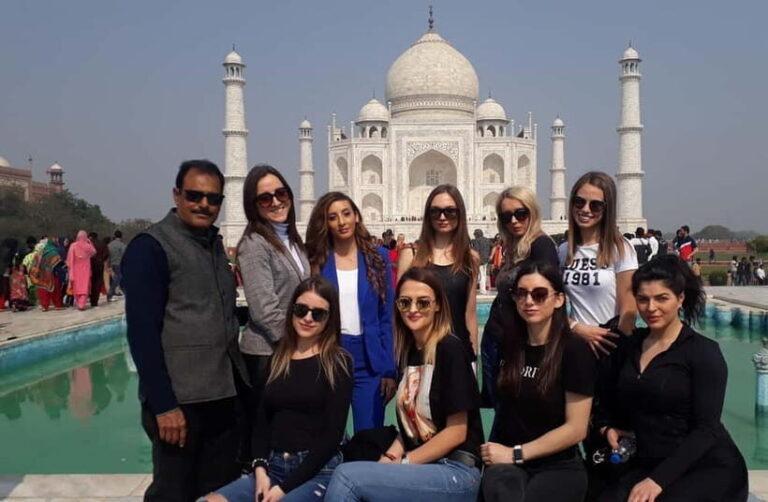Taj Mahal and Agra fort tour with iconic photoshoot - Authentic Experience & Value